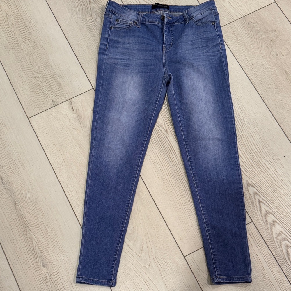 CELEBRITY GOLD Blue Skinny Jeans for Women